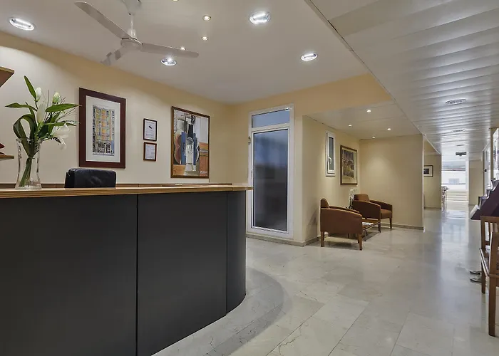 Chic & Basic Lemon Boutique 2* Барселона