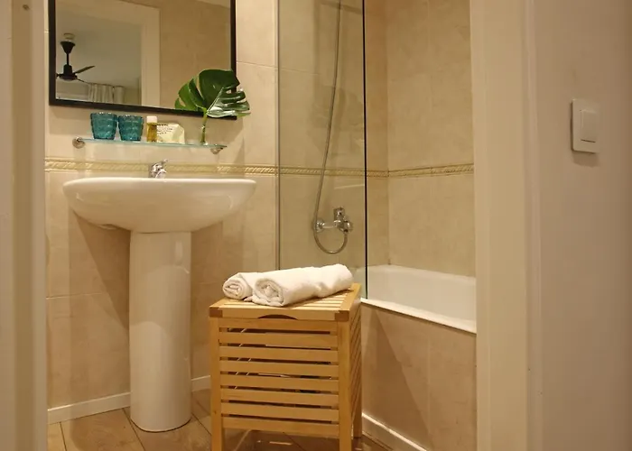 Chic & Basic Lemon Boutique 2* Барселона