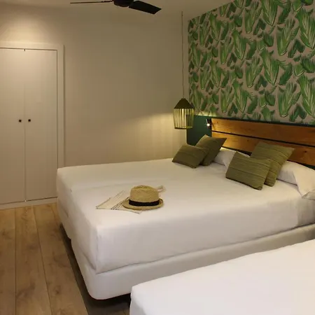 Chic & Basic Lemon Boutique 2*