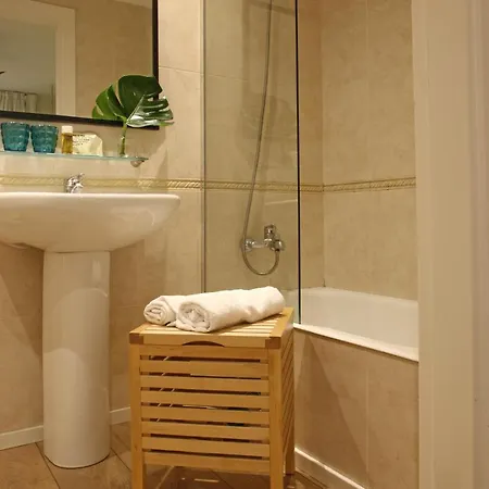 Chic & Basic Lemon Boutique 2* Barcellona